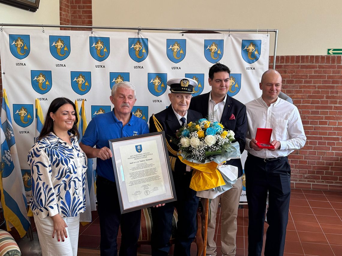 Komandor Tadeusz Konopacki został Honorowym Obywatelem Miasta Ustka Komandor Tadeusz Konopacki został Honorowym Obywatelem Miasta Ustka