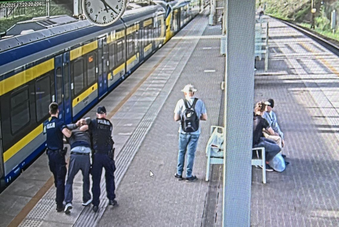 Gdynia: Konduktor SKM pobity