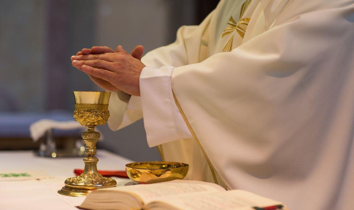 Ksiądz podejrzany o molestowanie nieletnich opuścił areszt. Jest zażalenie prokuratury Ksiądz podejrzany o molestowanie nieletnich opuścił areszt. Jest zażalenie prokuratury