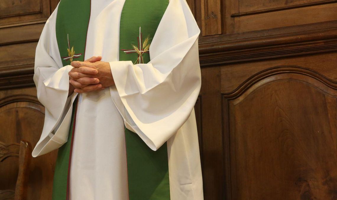 Ksiądz Waldemar P., podejrzany o molestowanie nieletnich, wrócił do aresztu Ksiądz Waldemar P., podejrzany o molestowanie nieletnich, wrócił do aresztu