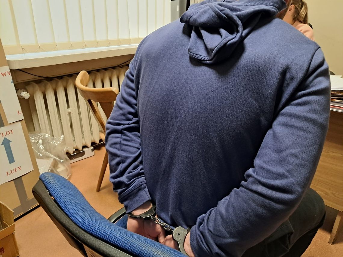 Kwidzyn: Areszt za brutalny atak na ratowników medycznych i przechodniów