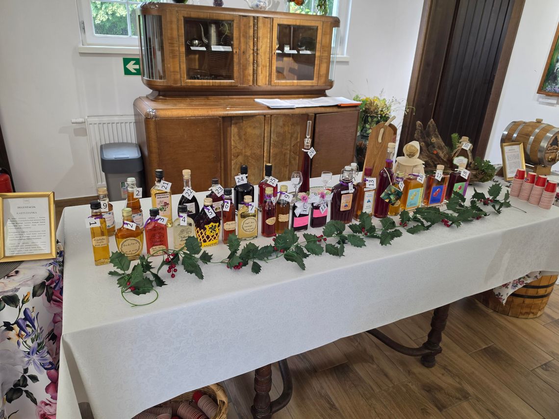 Kulminacja festiwalu smaków, aromatów i kolorów związanych z pojawieniem się owoców Kulminacja festiwalu smaków, aromatów i kolorów związanych z pojawieniem się owoców