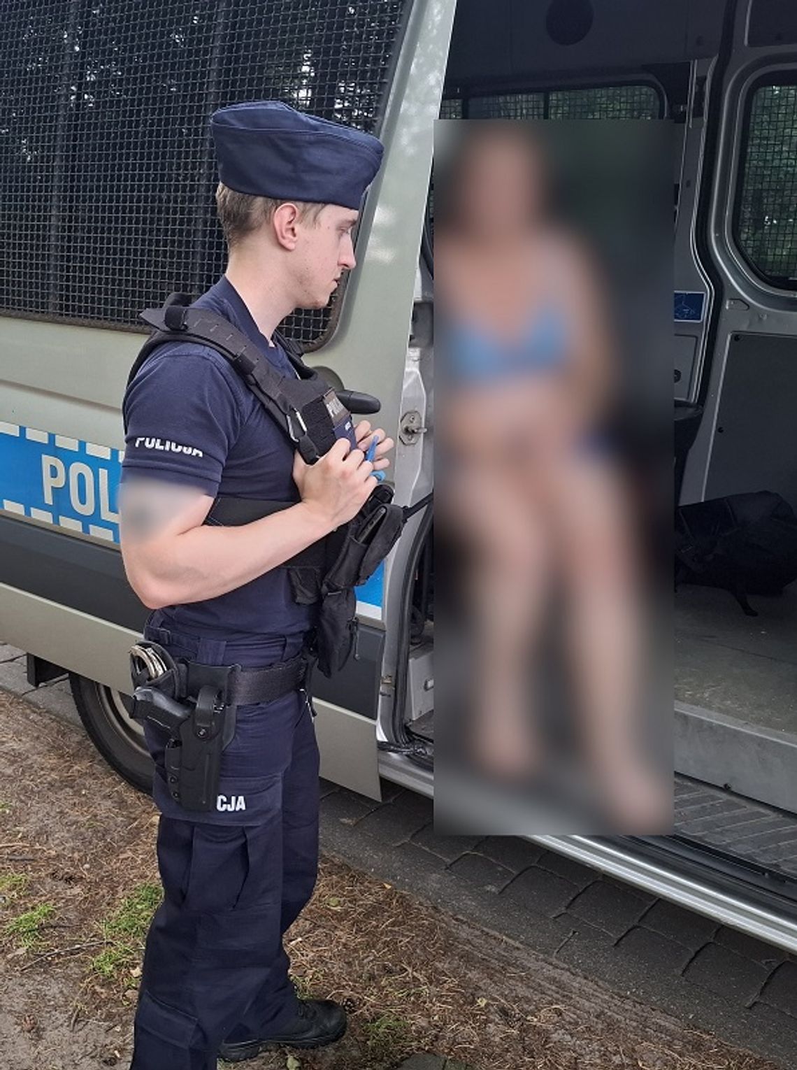 pijana 16-latka, która prawie utopiła się w morzu w Łebie