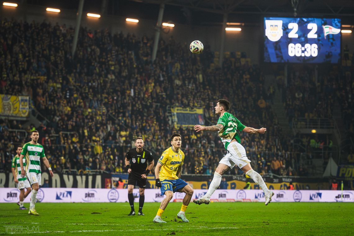 Lechia Gdańsk czy Arka Gdynia? Presja, asekuracja i motywacja przed Derbami Trójmiasta