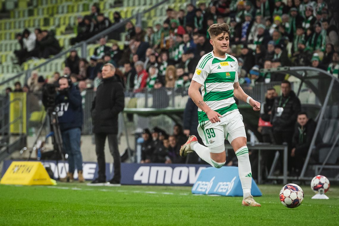 Lechia Gdańsk buduje nowy zespół. Kadra po spadku wciąż niekompletna Lechia Gdańsk buduje nowy zespół. Kadra po spadku wciąż niekompletna