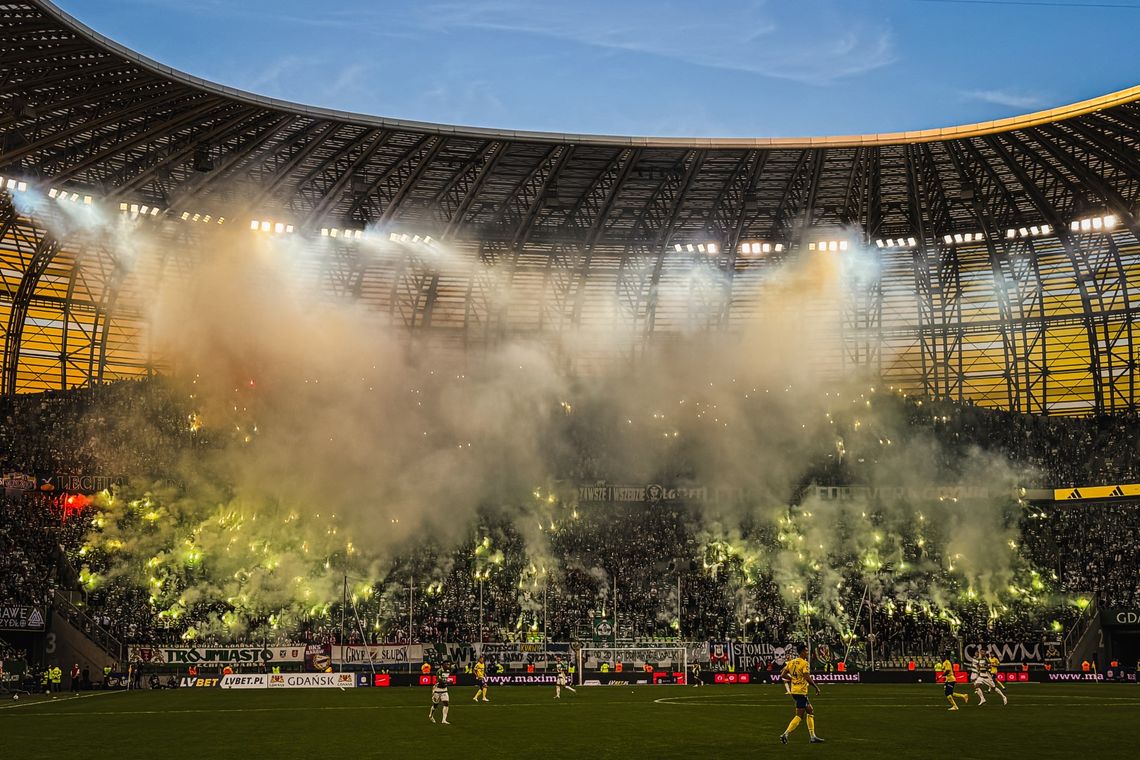 Lechia Gdańsk odwołała się do Sądu Najwyższego w sprawie kary -5 punktów Lechia Gdańsk, kibice, Polsat Plus Arena Gdańsk, zdjęcie ilustracyjne