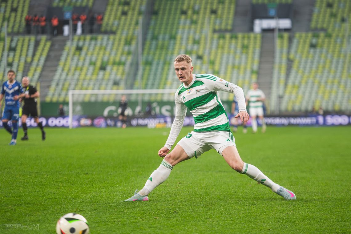 Lechia Gdańsk wygrywa 3:1 i opuszcza strefę spadkową!