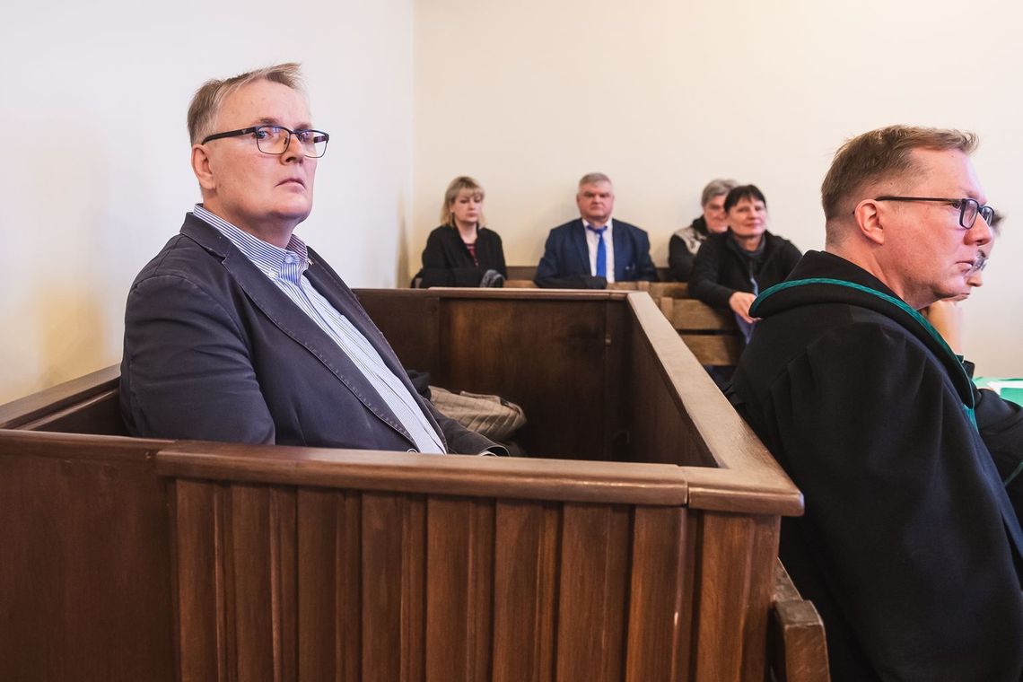 skazany na więzienie Waldemar Bonkowski na sali sądowej