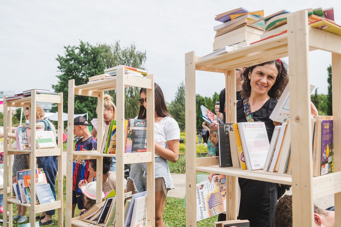 Literacka Podróż Hestii w Sopocie z popularnymi pisarzami