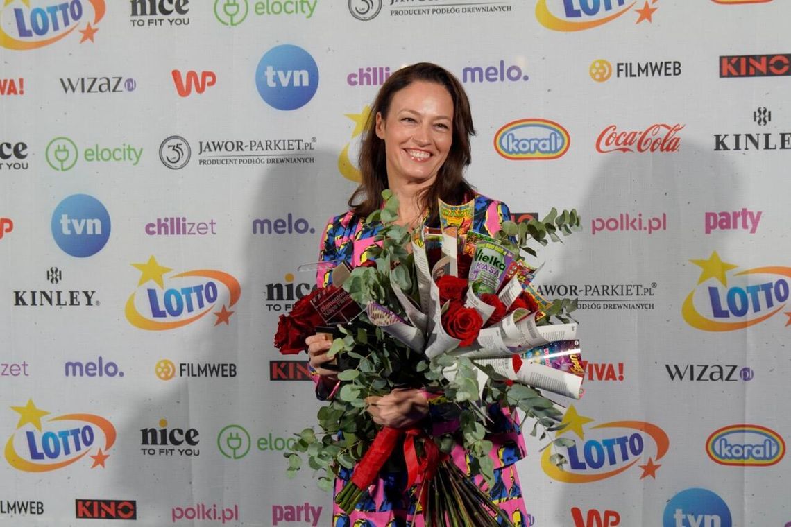 Magdalena Różczka laureatką Diamentowego Klapsa Filmowego na sopockim, letnim festiwalu Magdalena Różczka odebrała Diamentowy Klaps Filmowy w Sopocie.