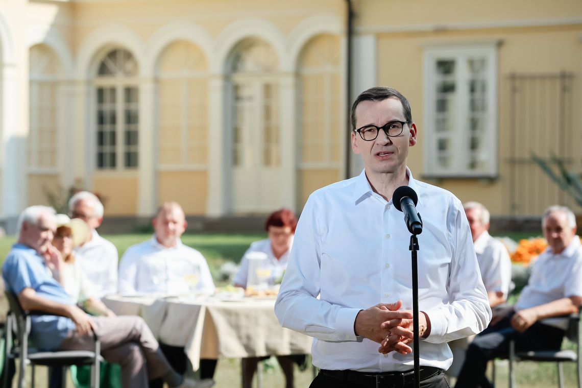 Mateusz Morawiecki w Waplewie Wielkim: Seniorzy mogą liczyć na wsparcie rządu