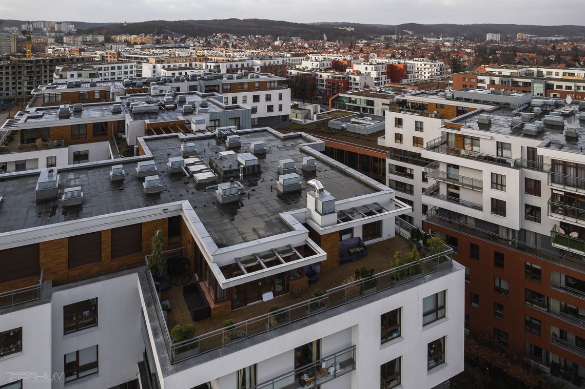 W Trójmieście mieszkania na rynku wtórnym tanieją i jest ich więcej