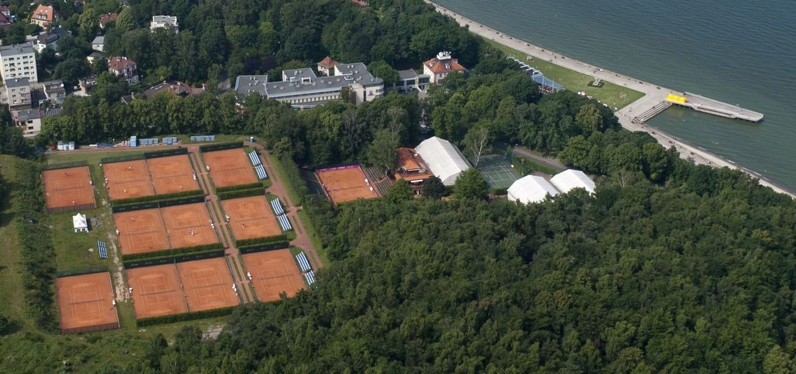 MKiDN zadecydowało o ograniczonej ochronie historycznych kortów Arki Gdynia korty Arki Gdynia