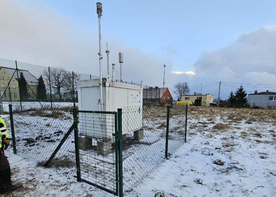 Mobilna stacja monitoringu bada, jakim powietrzem oddychamy w Tczewie