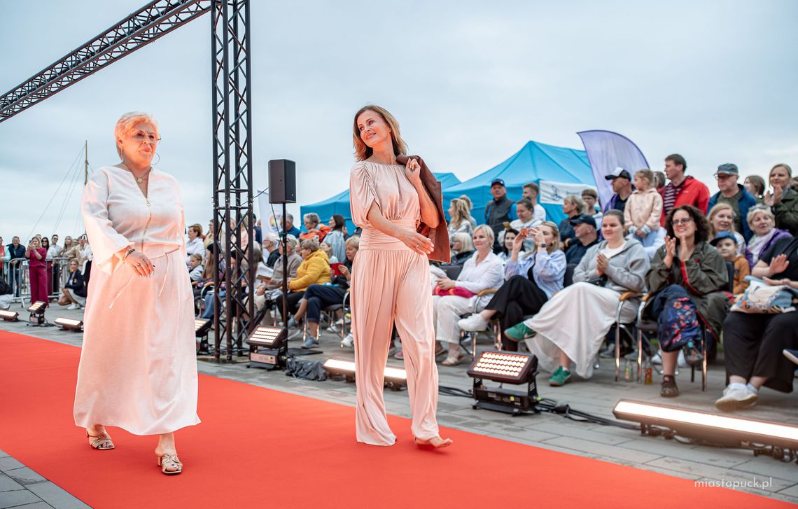 Moda nad Zatoką. Pierwsza edycja Sunset Sailing Fashion Show w Pucku Sunset Sailing Fashion Show, Puck 2026