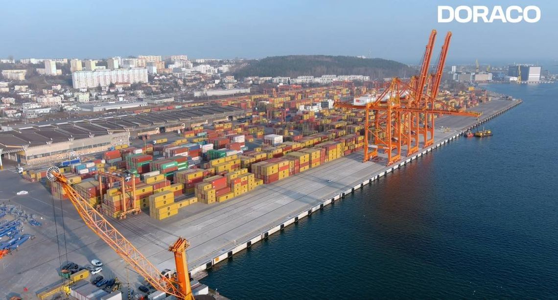 nabrzeże Helskie, Port Gdynia