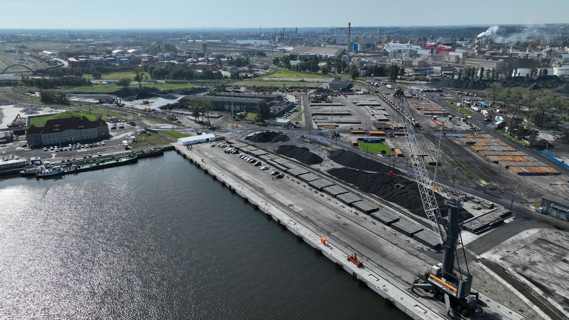Port Gdańsk zyskał nowoczesne Nabrzeże Rudowe. Większa przepustowość i ekoinnowacje po przebudowie Nabrzeże Rudowe