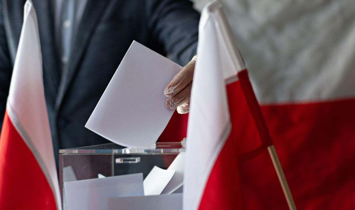 Przed wyborami 2027 można się spodziewać wysypu fałszywych kont kandydatów - ostrzega NASK Przed wyborami 2027 można się spodziewać wysypu fałszywych kont kandydatów - ostrzega NASK
