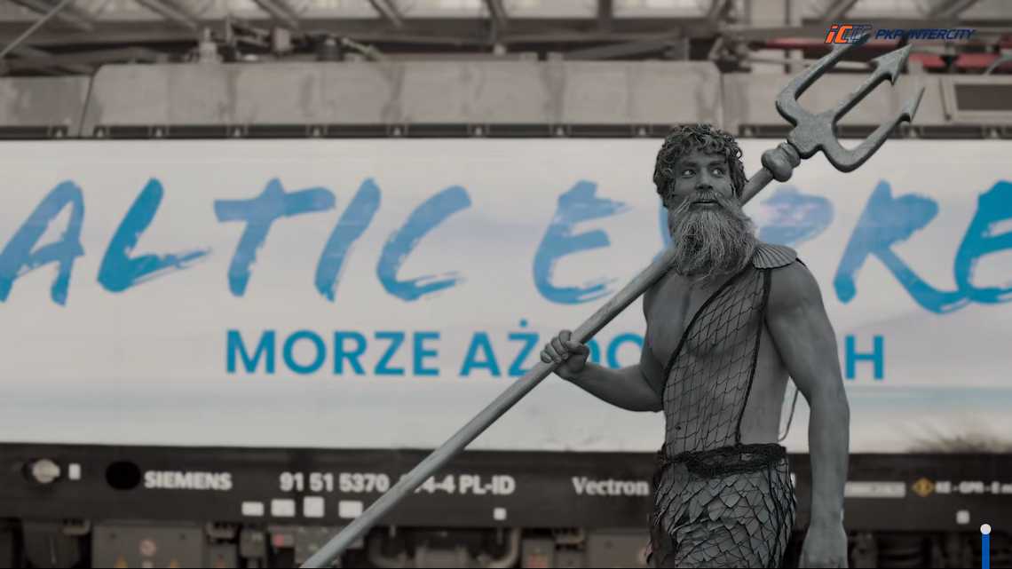 Neptun w reklamie połączenia kolejowego Baltic Express