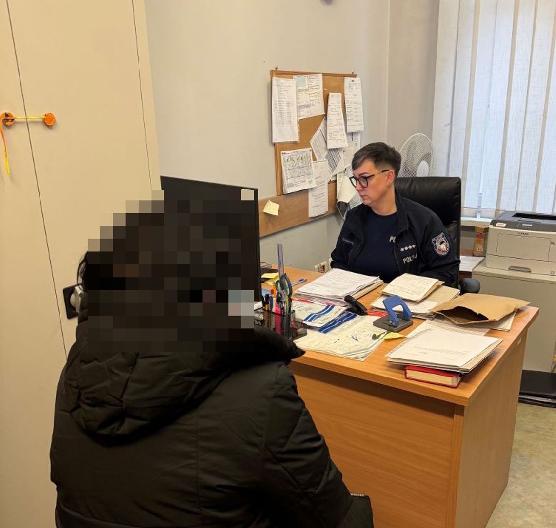 Nie dostała pieniędzy ze ślubnych kopert, więc... ukradła mężowi samochód Sztum: Nie dostała pieniędzy ze ślubnych kopert, więc ukradła mężowi BMW