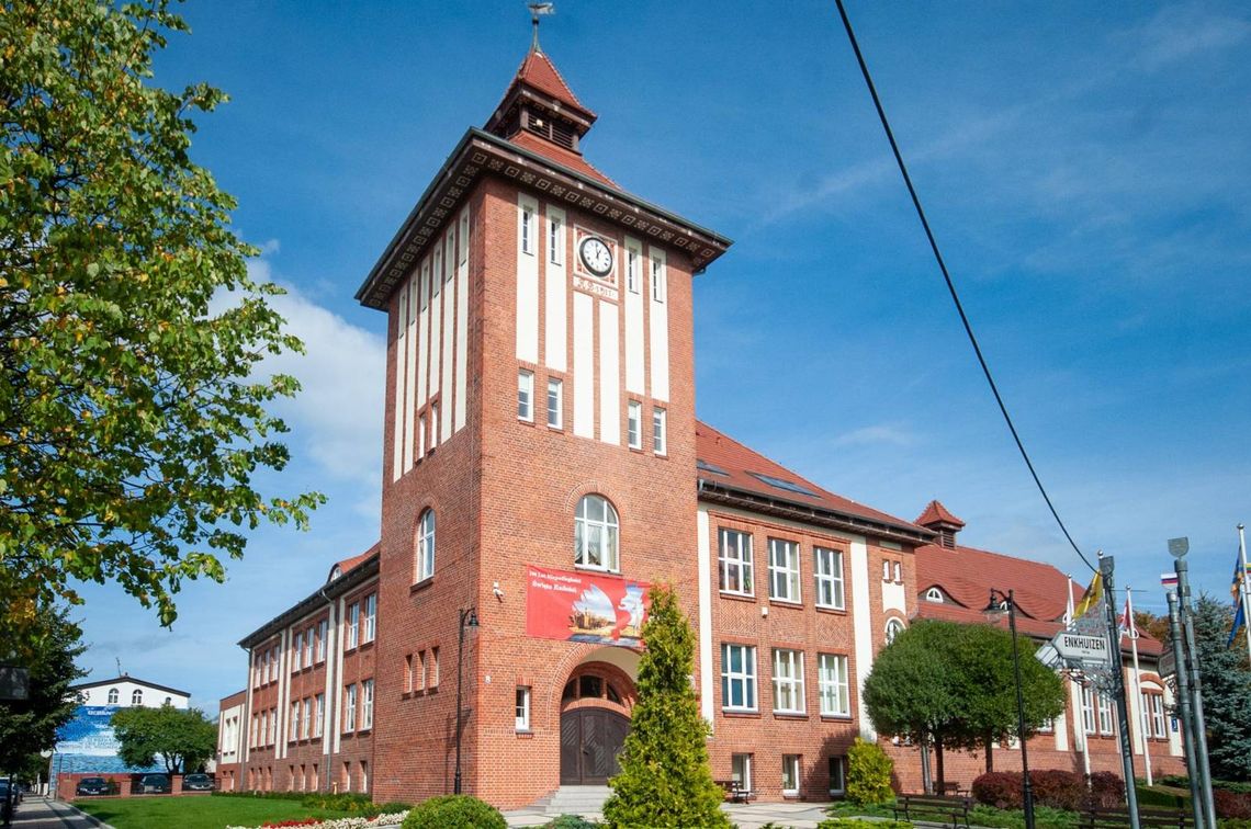 Mobilny urzędnik w Ustce. Nowa usługa dla seniorów i osób z niepełnosprawnościami