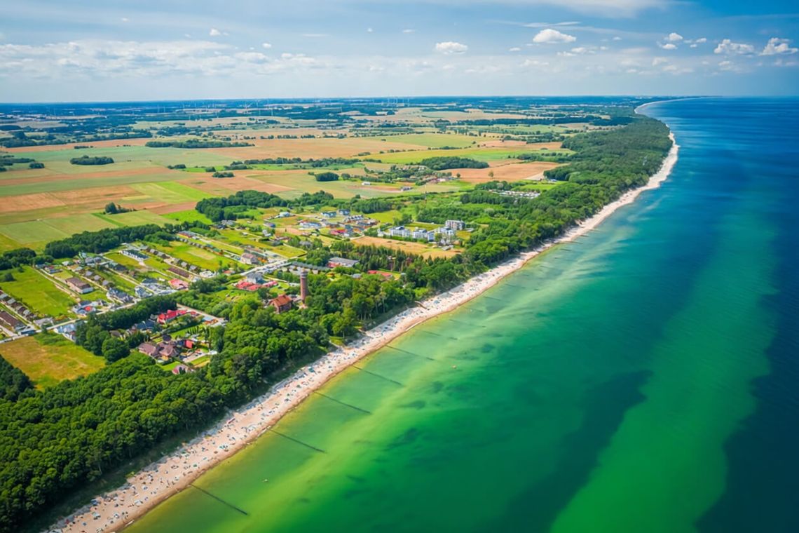 Nie tylko Sopot i Kołobrzeg. 5 ukrytych perełek nad Bałtykiem, o których (prawie) nikt nie mówi
