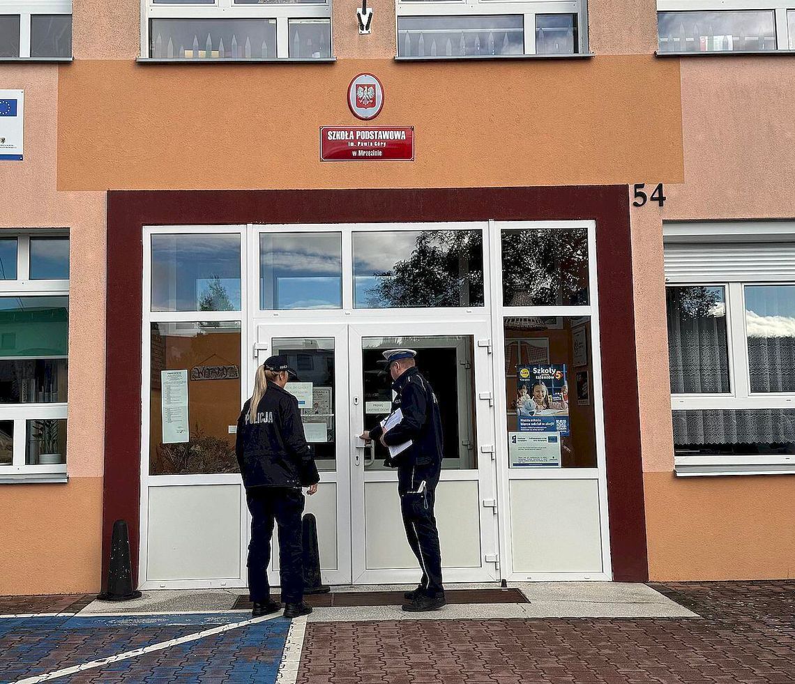 Niebezpieczne treści, agresja, algorytmy i samotność. Ufajmy dzieciom, ale nie ufajmy temu, co jest w sieci Niebezpieczne treści, agresja, algorytmy i samotność. Ufajmy dzieciom, ale nie ufajmy temu, co jest w sieci