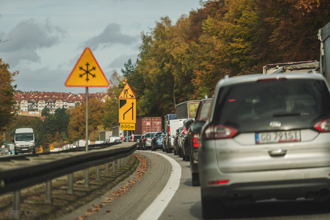 Uwaga kierowcy! Nocne zwężenia na S6 na węźle Gdańsk Południe