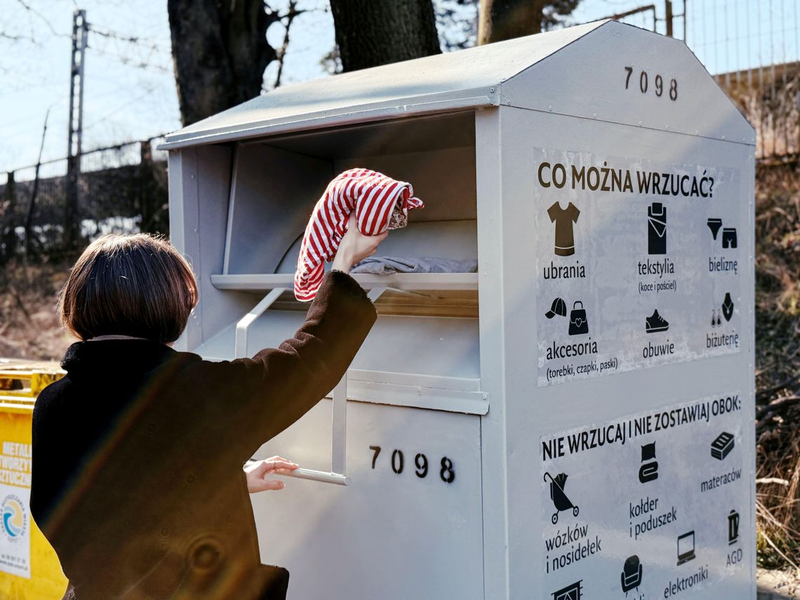 Nowe pojemniki na odzież używaną w Sopocie. Gdzie stoją? pojemnik na odzież, Sopot