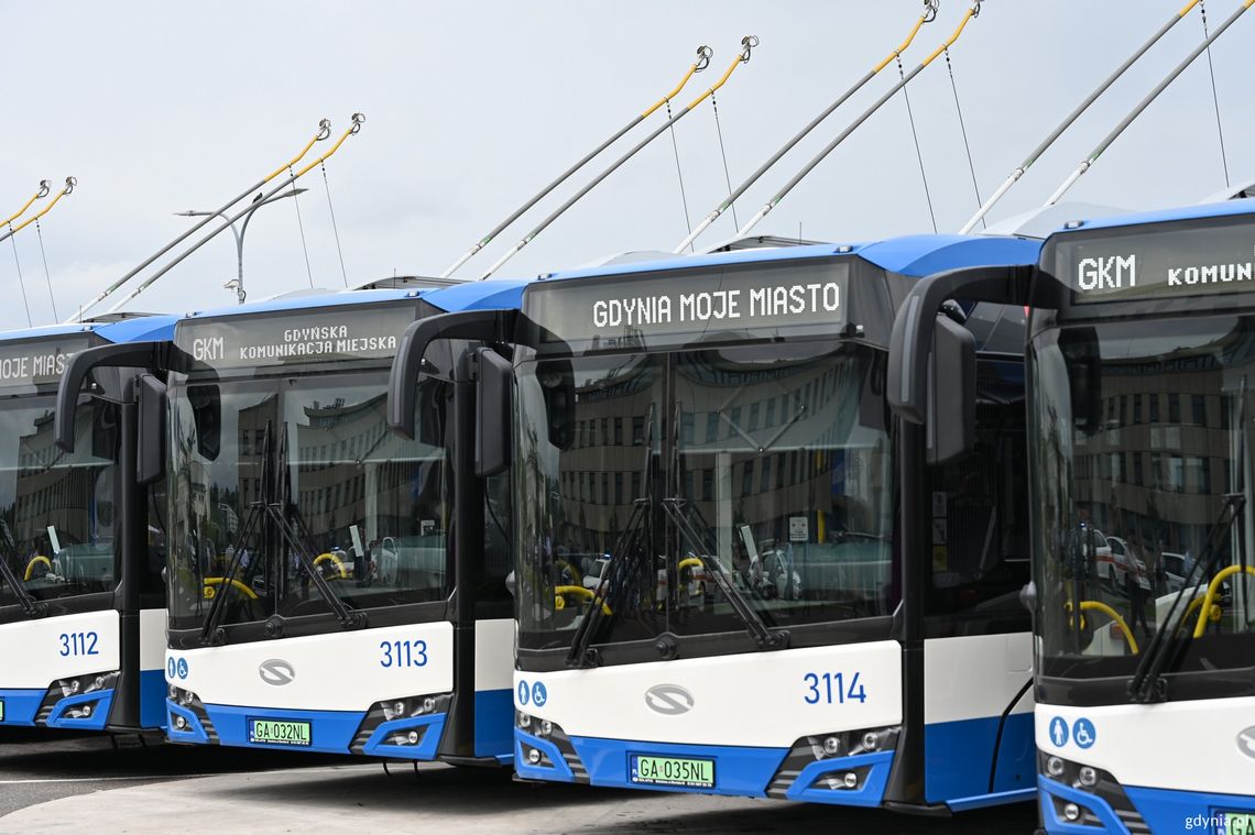 Nowe trolejbusy wyjechały na ulice Gdyni. Od września pojadą dalej i bez sieci trakcyjnej