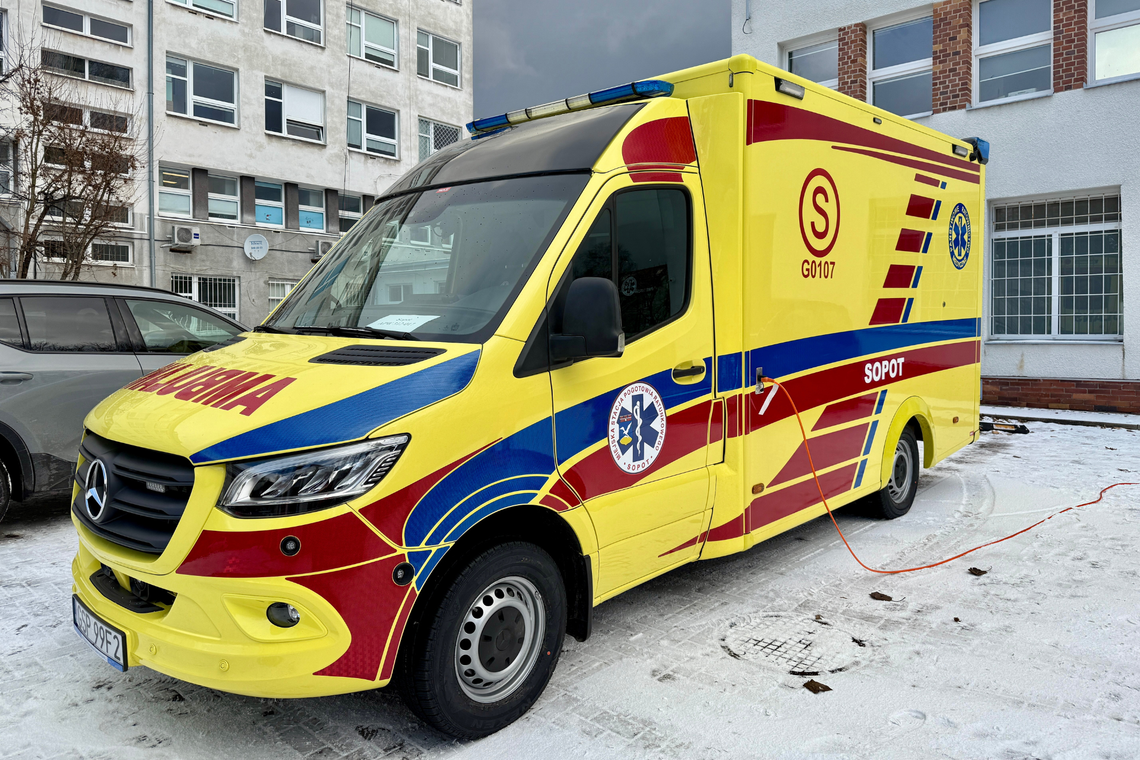 Do floty Miejskiej Stacji Pogotowia Ratunkowego w Sopocie dołączył nowoczesny ambulans typu C. Koszt zakupu wyniósł 700 tys. zł.