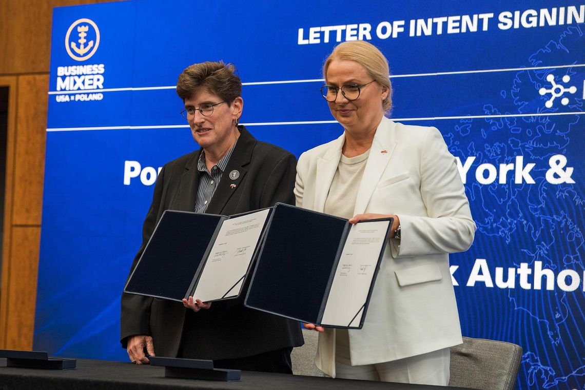 Nowy kierunek, nowe możliwości. Port Gdańsk wzmacnia relacje transatlantyckie Dorota Pyć, Bethann Rooney, podpisanie listu intencyjnego, Business Mixer, USA 2026