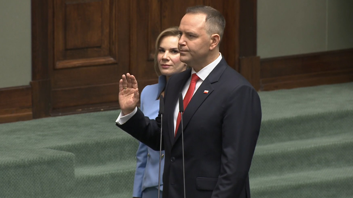 Karol Nawrocki złożył przysięgę. Mówił o podziałach w polskim życiu politycznym