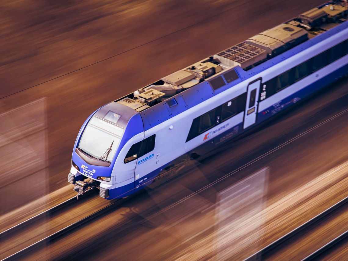 Nowy rozkład PKP Intercity 2026/2027. Zmiany odczują pasażerowie z Pomorza PKP Intercity ogłosiło rozkład jazdy 2026/2027. Pociągi z Trójmiasta co 30 minut, nowe trasy i szybsze przejazdy. Sprawdź szczegóły zmian.
