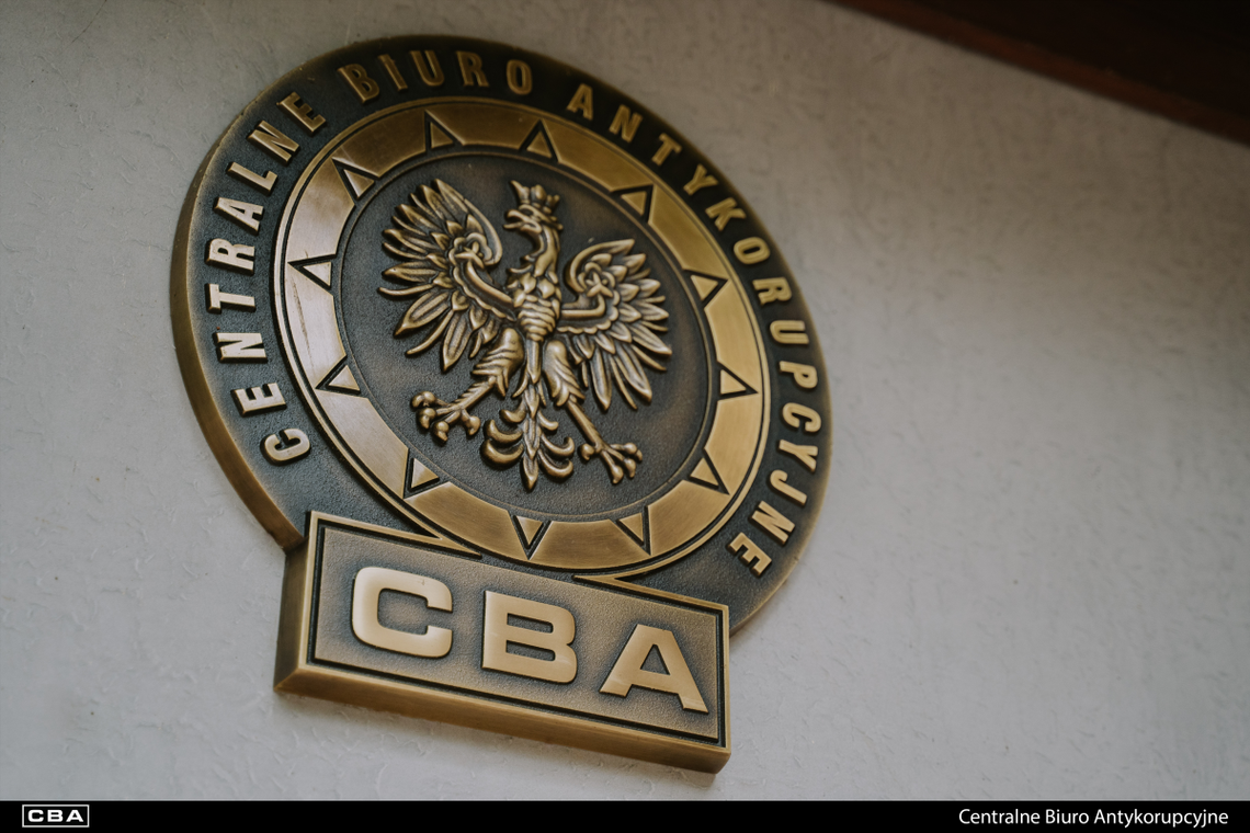 CBA zatrzymało działacza Solidarności. Miał żądać 2 mln zł łapówki za pomoc rybakom