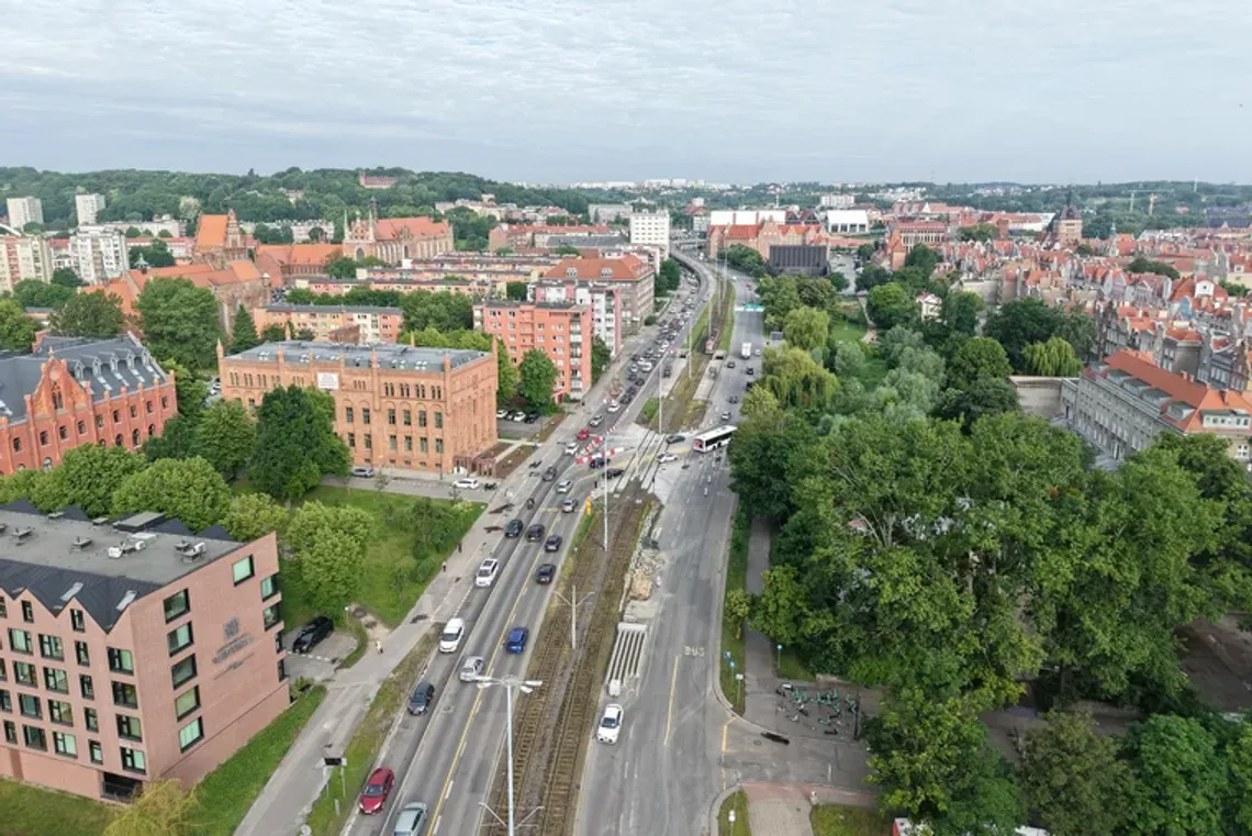 Tramwaje na Podwalu Przedmiejskim ruszą od poniedziałku. Awaria i dwudniowe opóźnienie Od poniedziałku na Podwale Przedmiejskie znów wyjadą tramwaje 8 i 9