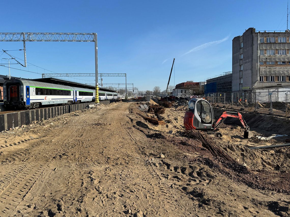 Prace na linii kolejowej z Lęborka do Słupska opóźnione o 10 miesięcy