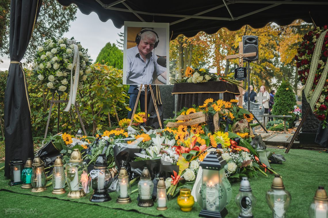 Pożegnaliśmy naszego redakcyjnego przyjaciela Piotra Piesika. „Najbardziej pozytywna dziennikarska dusza świata”