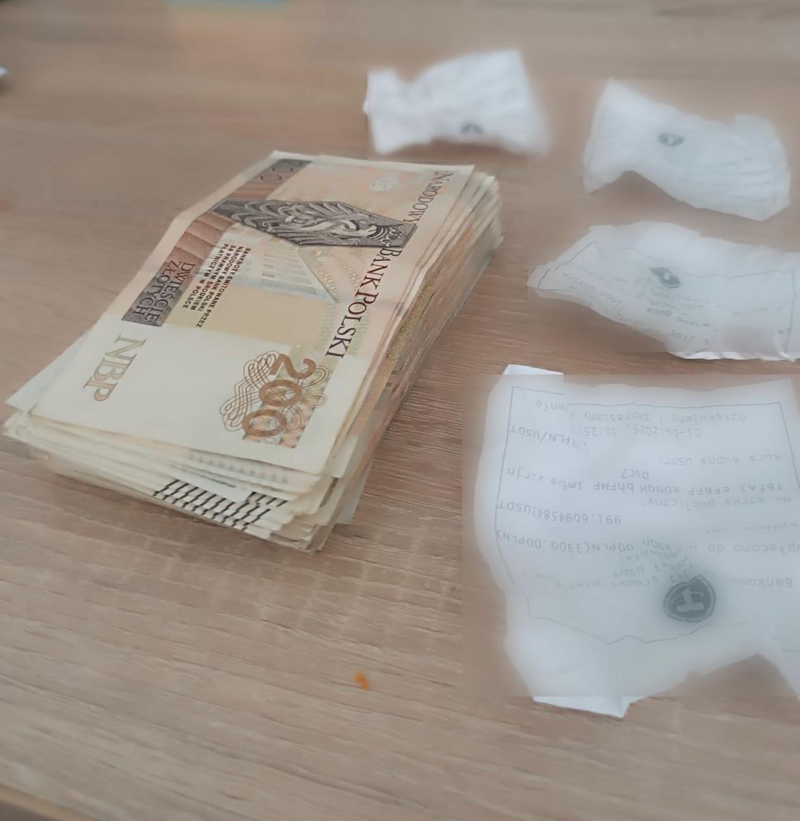 Oszukiwali metodą „na blika” i „na pracownika banku”. Policja zatrzymała dwóch podejrzanych Oszukiwali metodą „na blika” i „na pracownika banku”. Policja zatrzymała dwóch podejrzanych