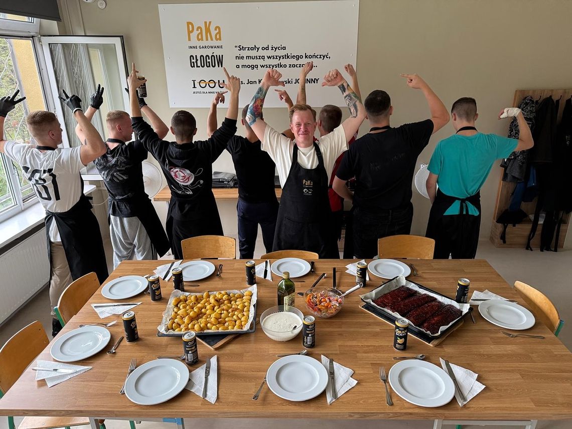 PaKa w Sopocie. Patryk Galewski i Fundacja ks. Jana Kaczkowskiego dają młodym drugą szansę