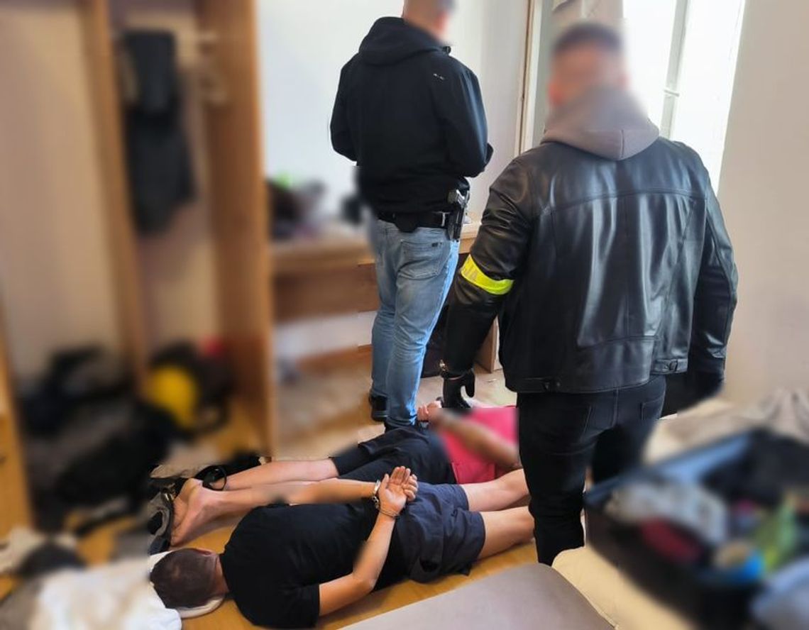 Napad na taksówkarza w Gdańsku. Przystawili mu lufę do głowy i kazali jechać Napad na taksówkarza w Gdańsku. Przystawili mu lufę do głowy i kazali jechać