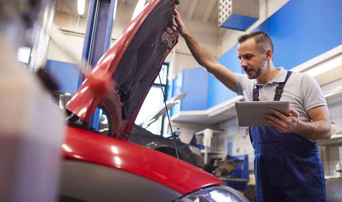 Pierwsza taka podwyżka od 20 lat. Badania techniczne pojazdów będą droższe Od września droższe badania techniczne samochodów