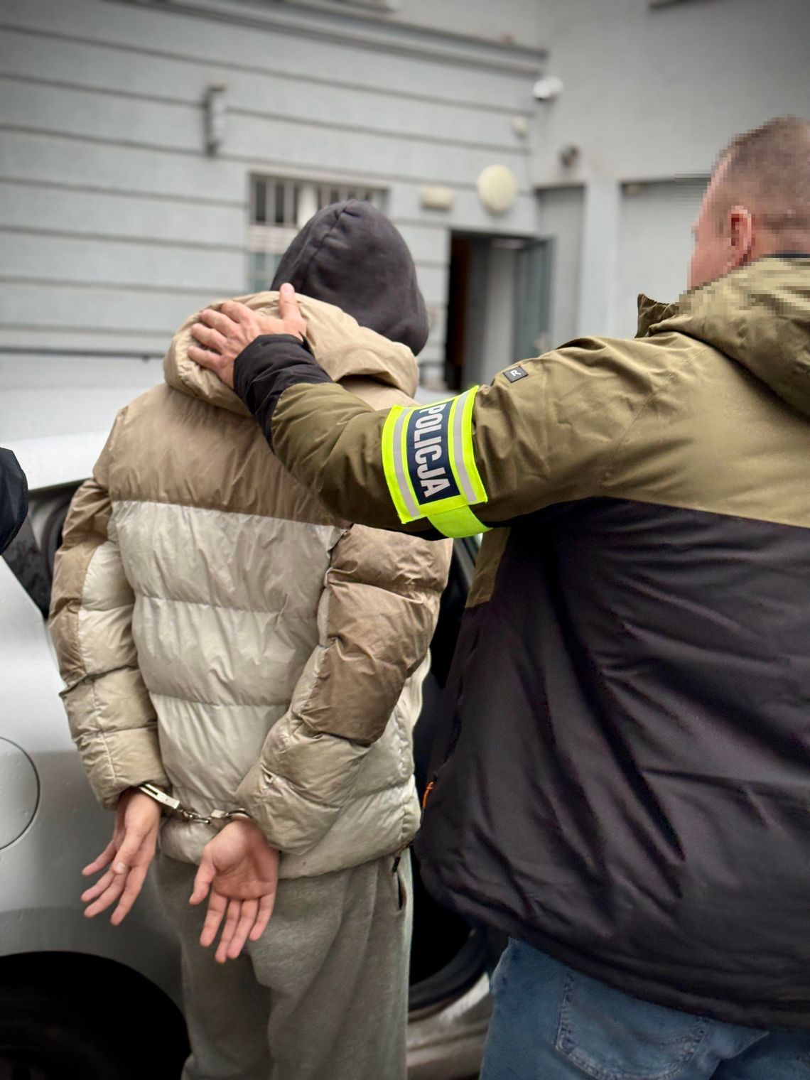 Gdańsk: Pijana 18-latka zaatakowała kierowcę autobusu. Miała przy sobie narkotyki