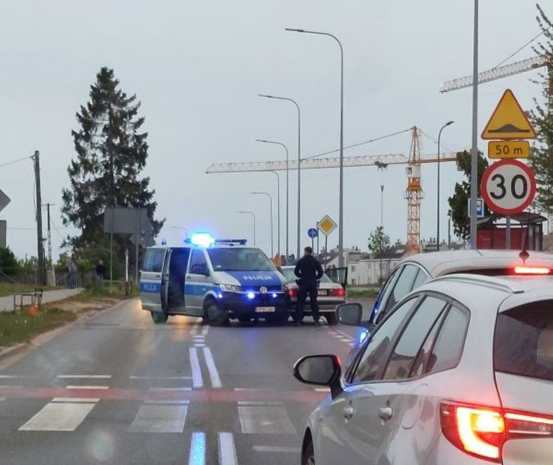 Gdynia: Zderzył się z policyjnym radiowozem. Za kółkiem pijany kierowca