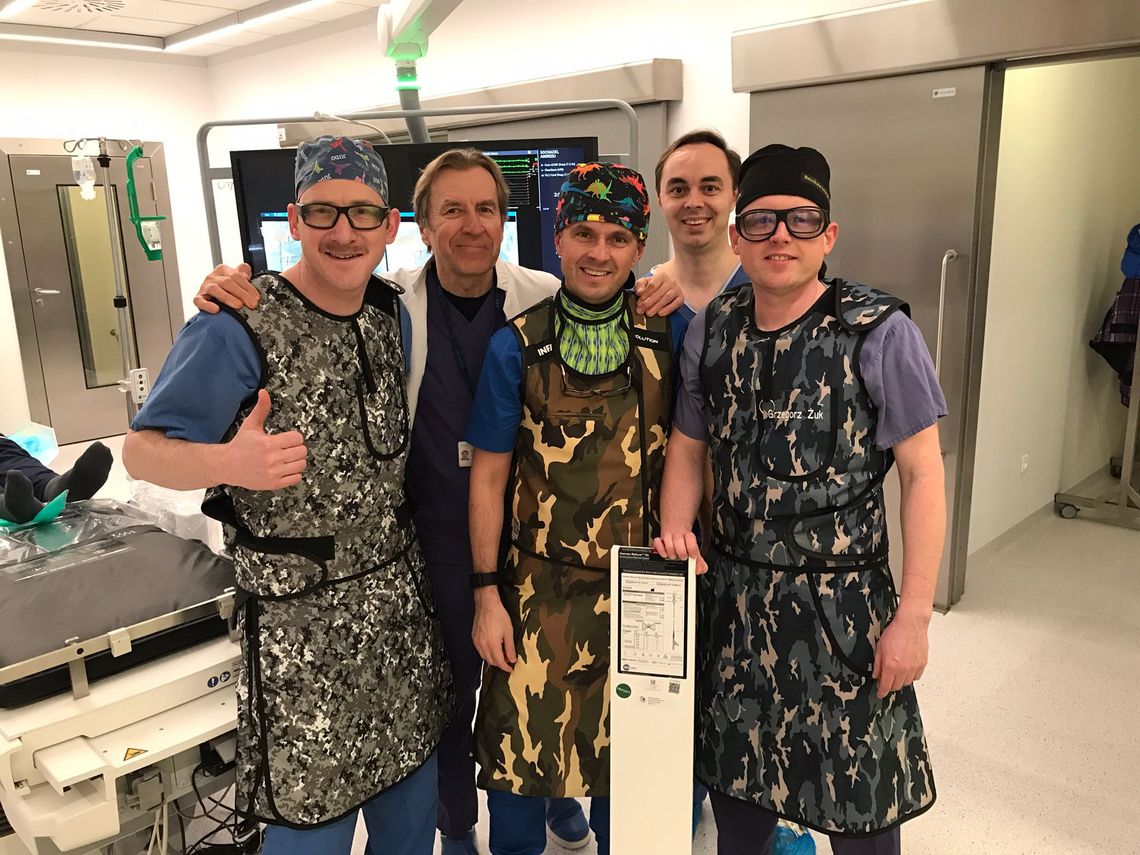 Gdańsk. Pionierski zabieg kardiologów. Miniaturowa „klepsydra” pomaga w leczeniu dławicy opornej