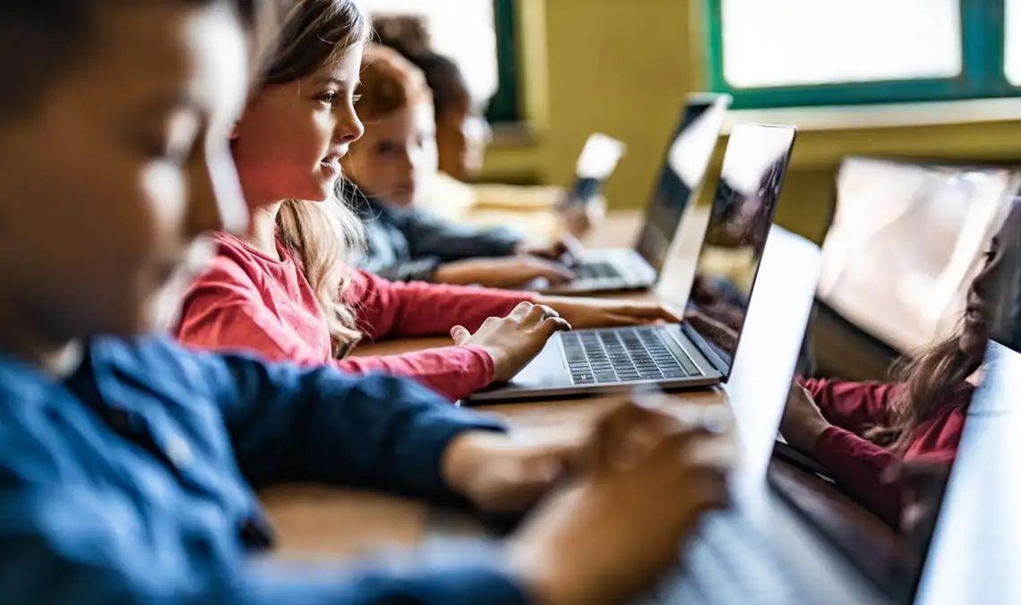 Jak wykorzystać AI i gry planszowe w edukacji? Konferencja dla nauczycieli w Gdańsku Jak wykorzystać AI i gry planszowe w edukacji? Konferencja dla nauczycieli w Gdańsku