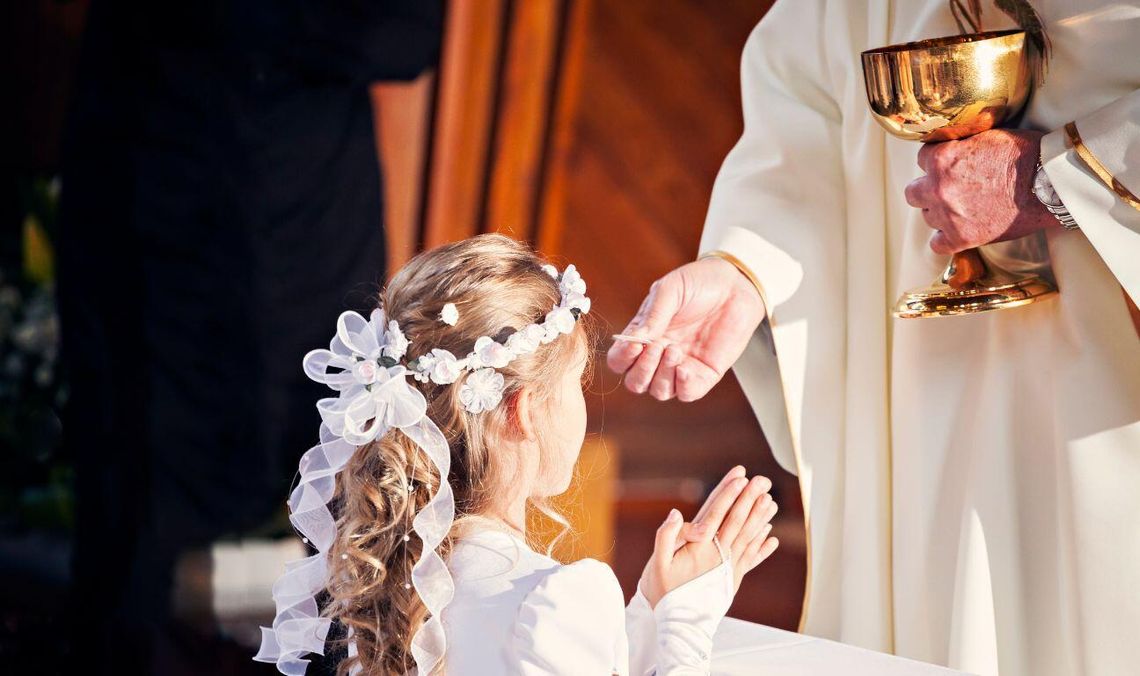 Podatek od prezentów na komunię. Fiskus może nas ścignąć? Podatek od prezentów na komunię. Fiskus może nas ścignąć?