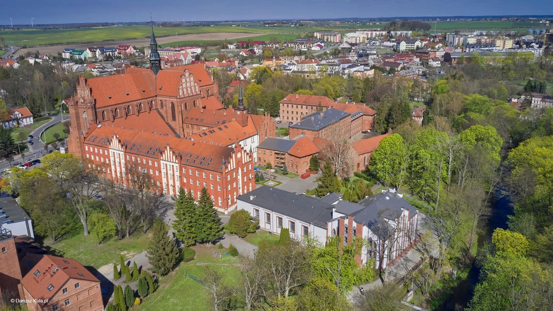 Poddasze bazyliki w Pelplinie zmieni się w kulturalną przestrzeń bazylika katedralna, Pelplin
