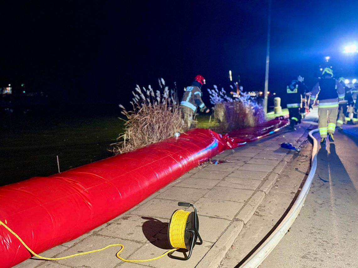 Elbląg walczy z cofką! Ogłoszono pogotowie przeciwpowodziowe