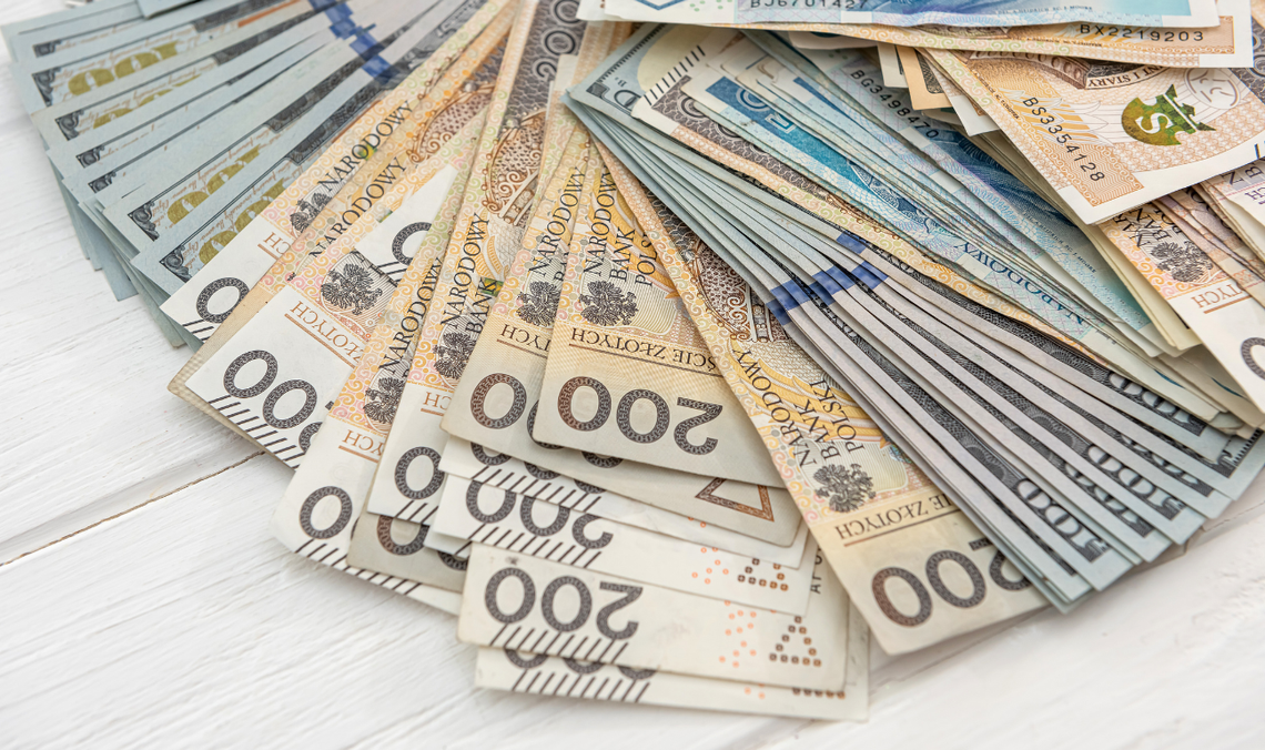 Polacy chcą równego wieku emerytalnego. Tyle powinien wynosić Polacy chcą równego wieku emerytalnego. Tyle powinien wynosić
